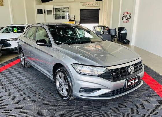 VOLKSWAGEN JETTA 1.4 250 TSI TOTAL FLEX R-LINE TIPTRONIC VOLKSWAGEN JETTA 1.4 250 TSI TOTAL FLEX R-LINE TIPTRONIC